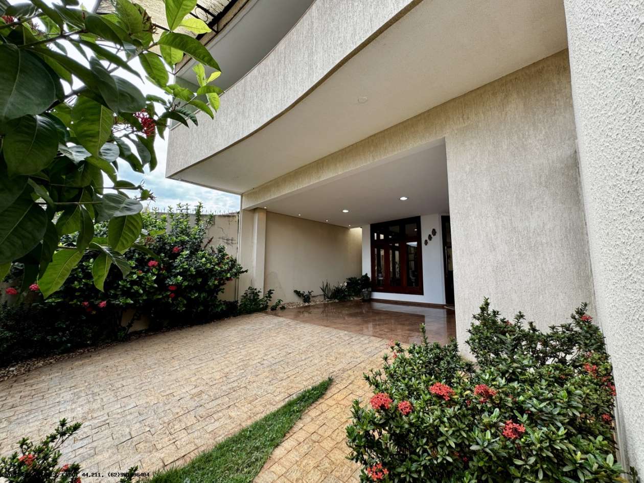 Sobrado, 5 quartos, 352 m² - Foto 1