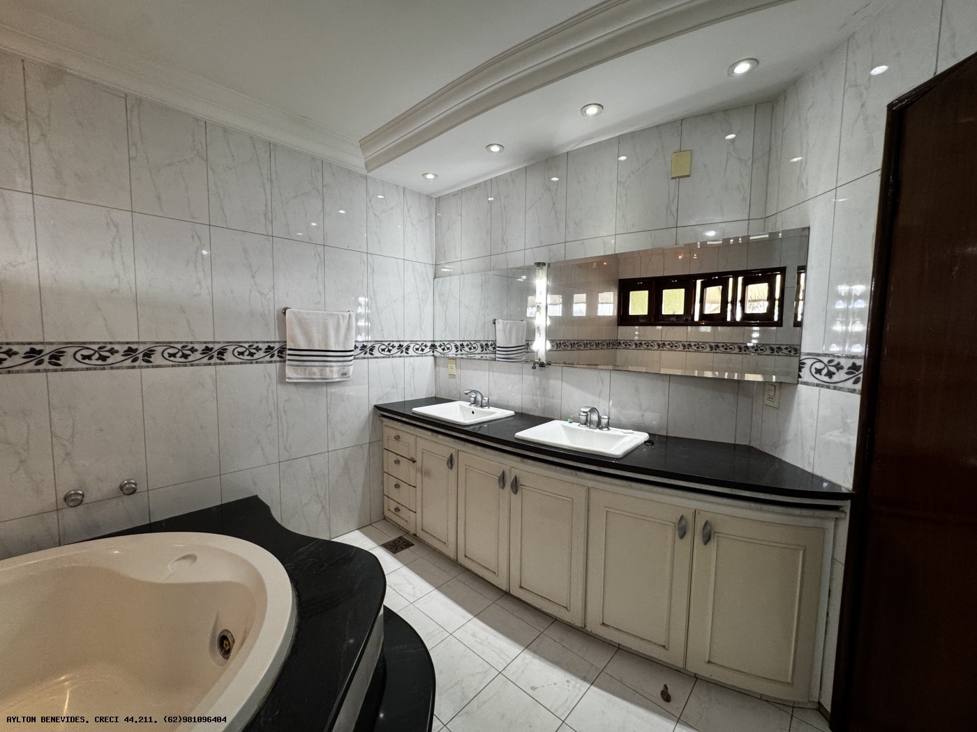 Sobrado, 5 quartos, 352 m² - Foto 61