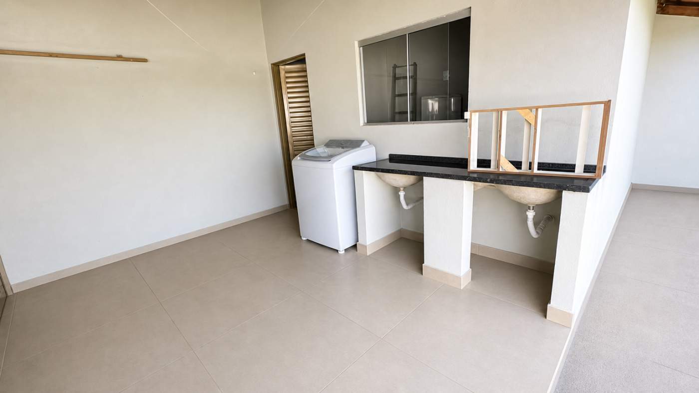Casa à venda com 3 quartos, 1 suíte, 5 vagas e 271m² no Residencial Santa Rita II, São Miguel do Passa Quatro (GO) — foto 17 de 28